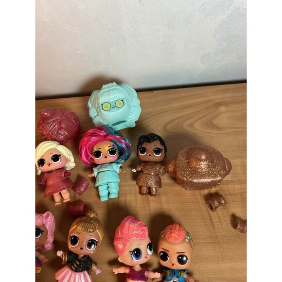LOL OMG Surprise Mini Dolls Lot With Accessories #T864 - Picture 10 of 12